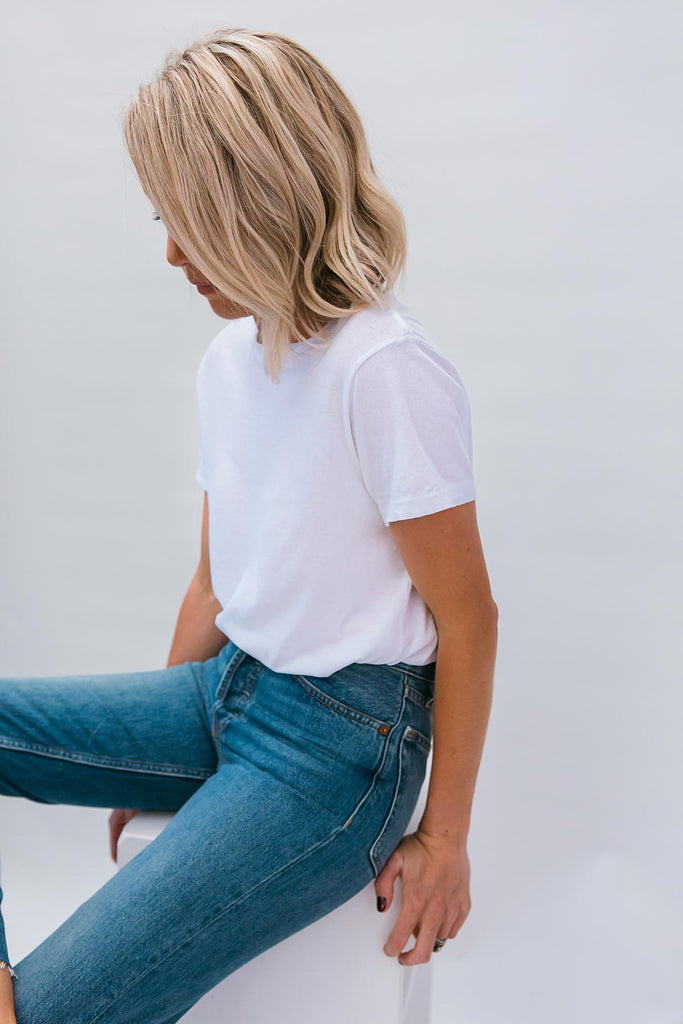 How To Find The Perfect White T-shirt (that is good for the planet).