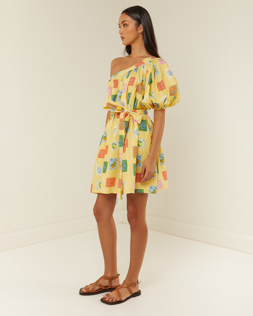 Sophisticated dressing takes shape in the Lotus Mini Dress. Featuring an asymmetric one-shoulder with voluminous sleeve detailing and a removable tie sash for added shape. The Lotus Mini is a fun event dress destined for a well-loved wardrobe. By Palm Noosa, now available at After Eight. 