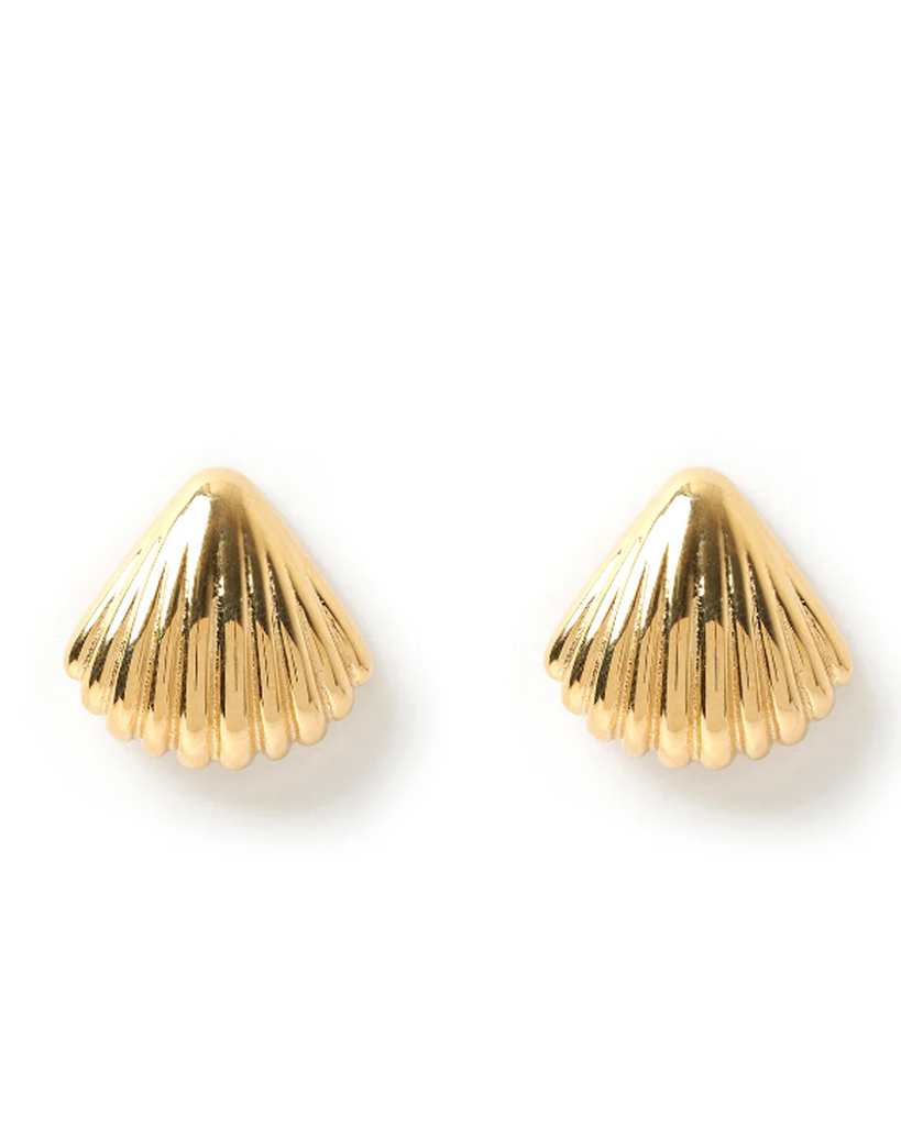 Fun, fabulous and pure summer style, the Perla Shell Earrings are here to steal the show! A cute golden shell shaped statement earring perfect to take you straight from the beach to sundowners with ease. By Arms of Eve, now available at After Eight. 