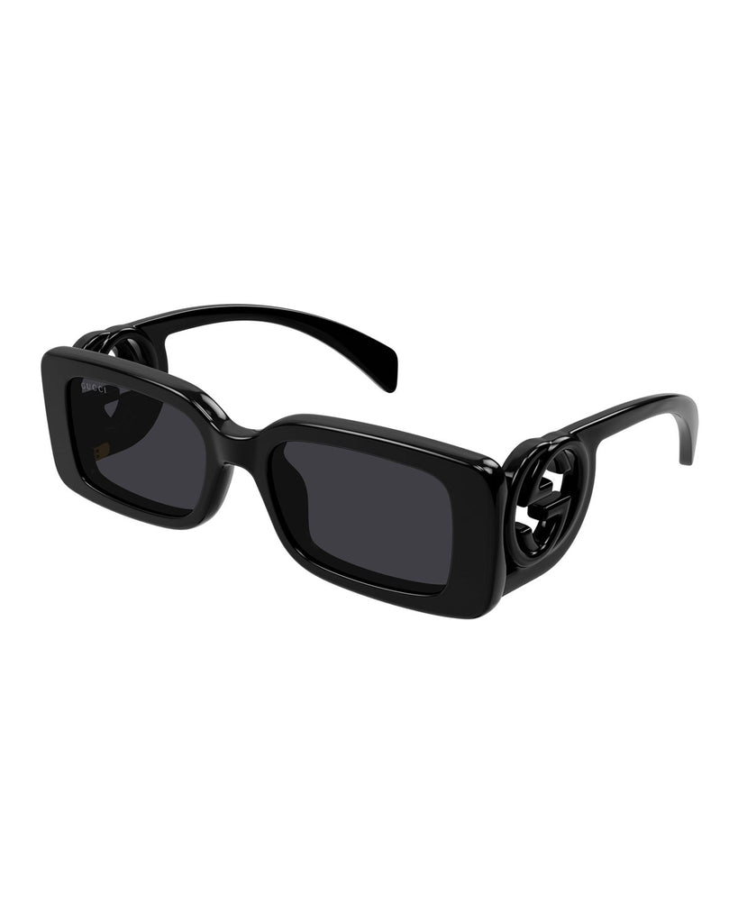 Narrow rectangular shaped sunglasses in Black
